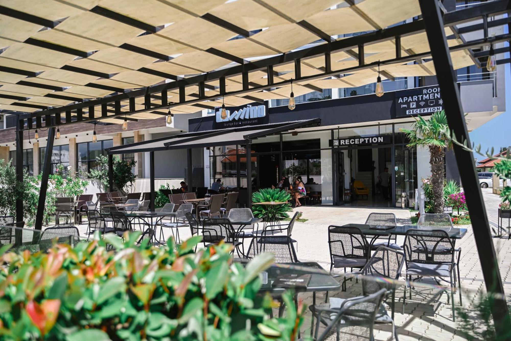 Hotel Lajka Luxury 울친 외부 사진
